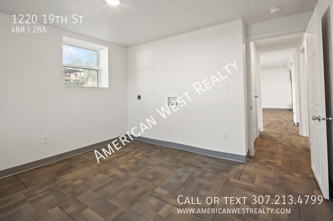 Building Photo - 1220 19th St