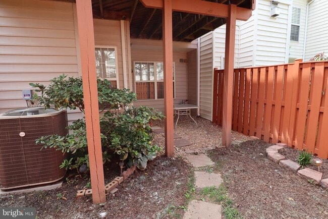 Primary Photo - 21319 Victorias Cross Terrace