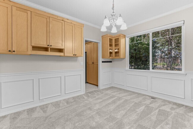 Building Photo - FOR RENT: CORNER LOT, Immaculate, lovely and spacious home - 5 bed, 3 bath + bonus room with 3-ca...