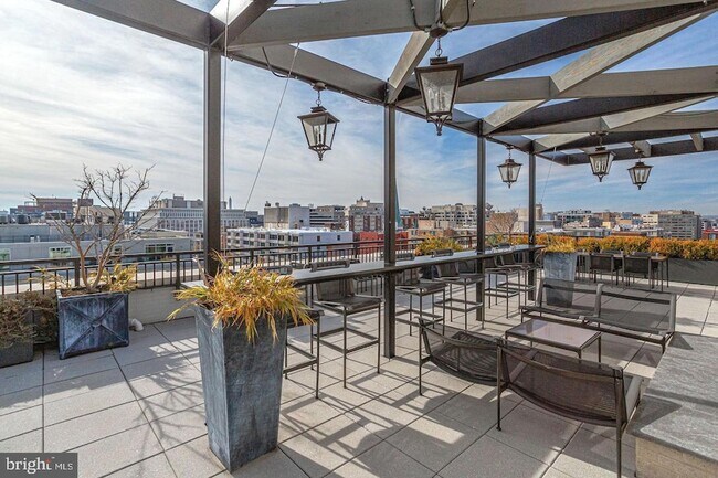 Building Photo - 1011 M St NW