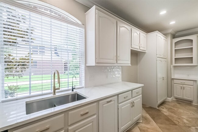 Building Photo - 3314 Winding Lake Way