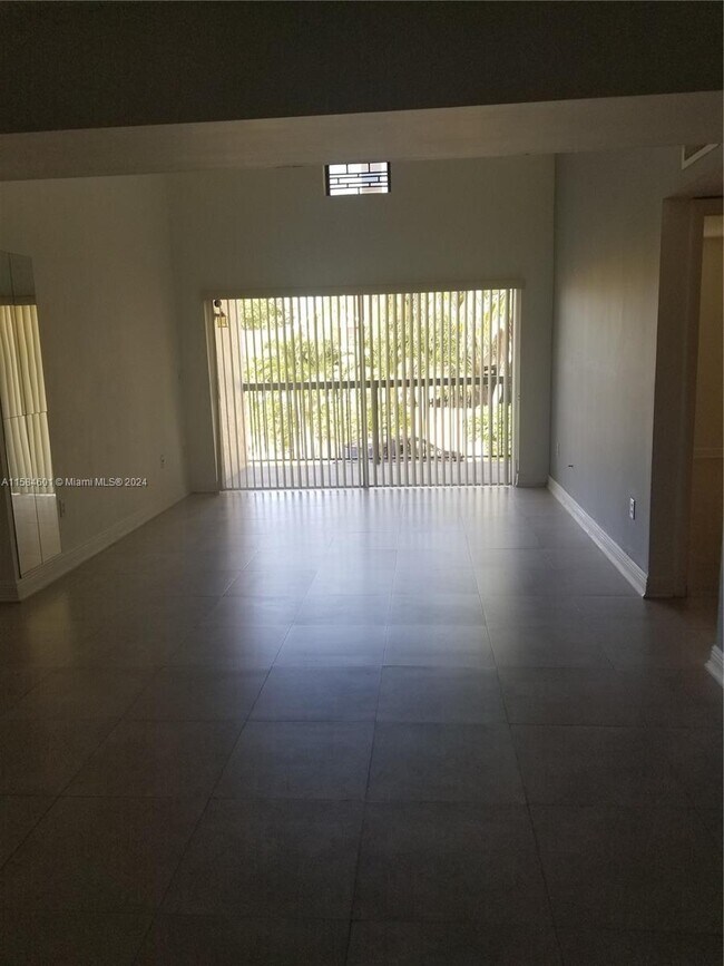Building Photo - 6284 NW 186th St