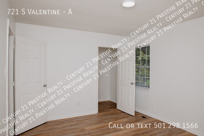Building Photo - 721 S Valentine-A