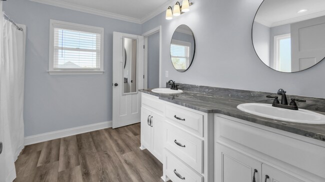 Building Photo - 5731 Shasta Pines Way