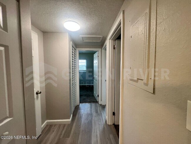 Building Photo - 6817 Camelot Rd