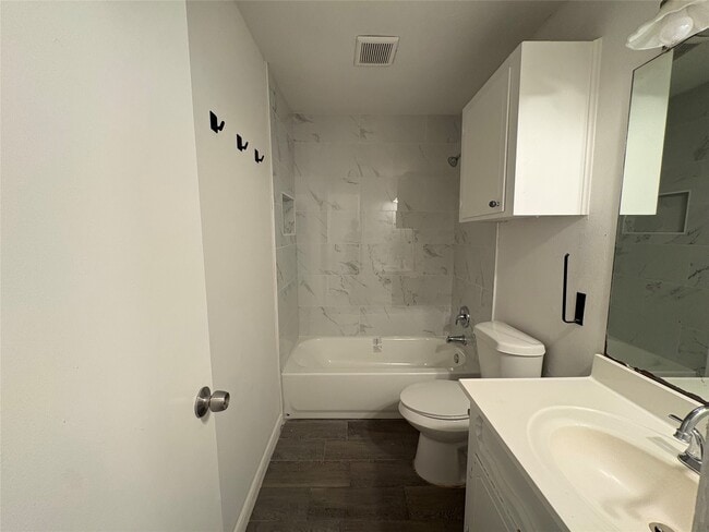 Building Photo - 2502 Marble Falls Dr