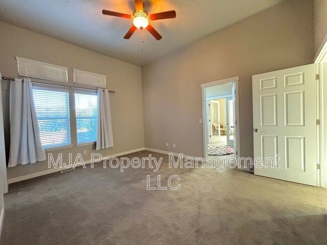 Building Photo - 7947 S 5095 W