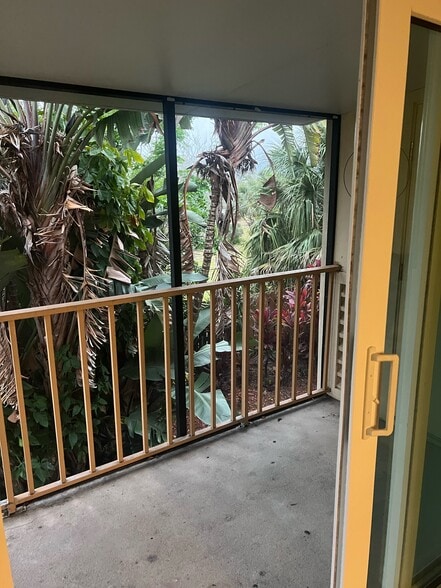 Building Photo - 144 S Halifax Ave