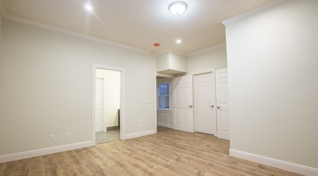 Building Photo - 1449 Page St