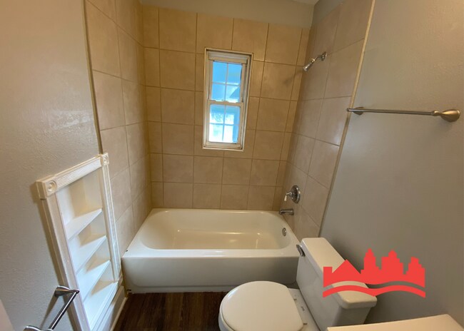 Building Photo - 4229 Westover Ave