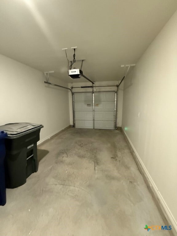 Building Photo - 1125 Lindsey Dr