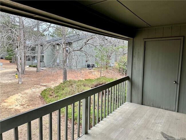 Building Photo - 1849 Tryon Dr