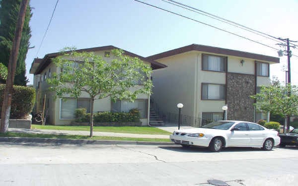 Primary Photo - 13704 Franklin St