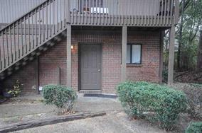 Building Photo - Large One Bedroom, One Bath Condo In Popular Evergreen Trace...Available August!
