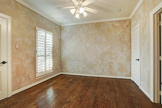 Building Photo - 704 Harborside Way