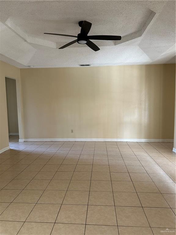 Building Photo - 35 Floresta St