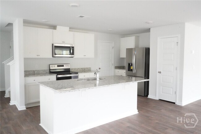 Building Photo - 425 Coconut Dr