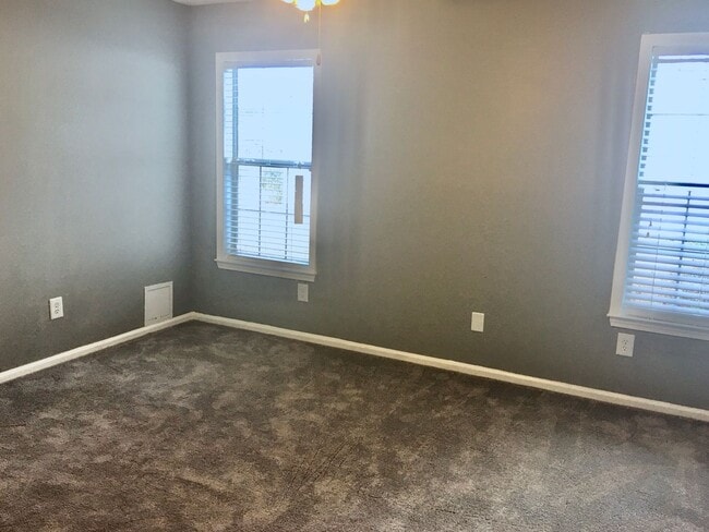 Building Photo - Coming Soon! 4 Bedroom 2 Bathroom Home