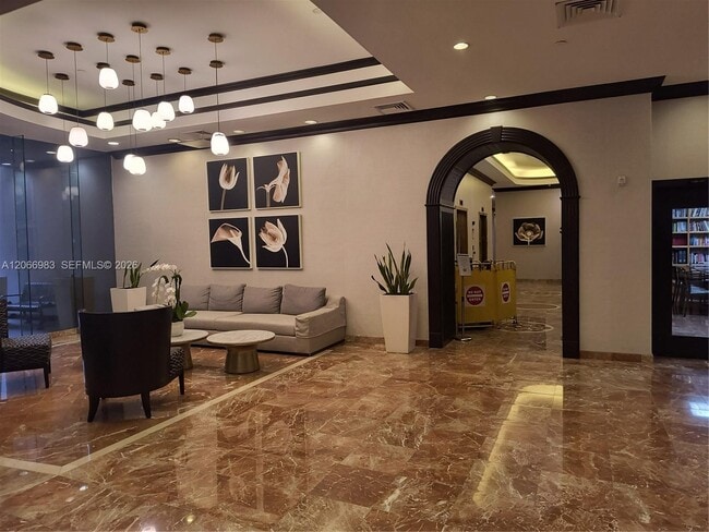 Building Photo - 3610 Yacht Club Dr