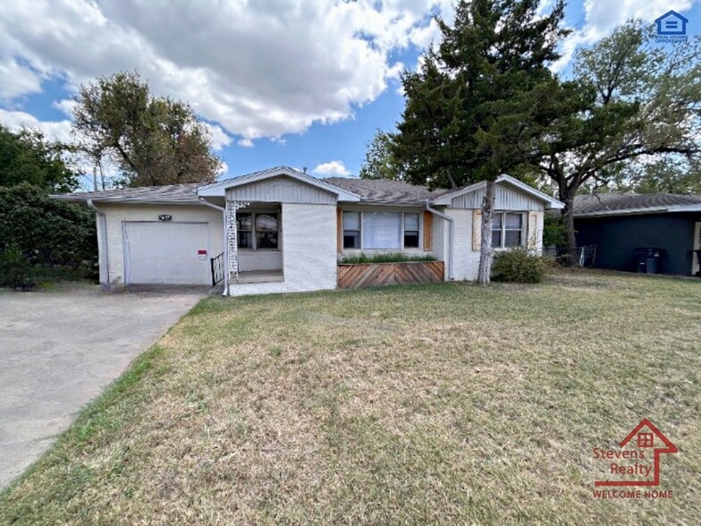 Primary Photo - 1637 NW 26th St