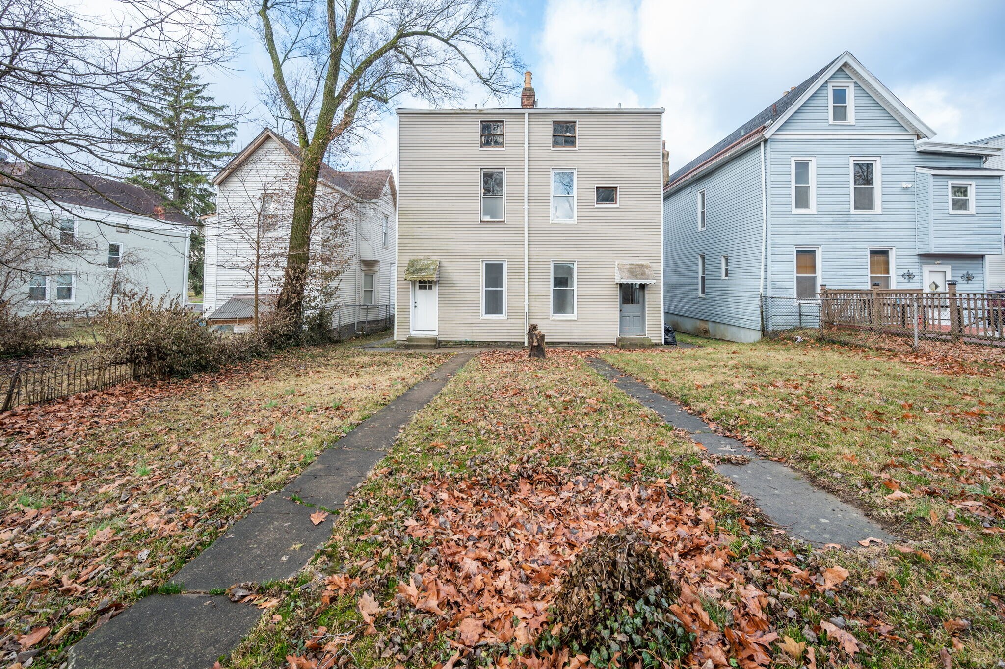 Building Photo - 3328 Fairfield Ave