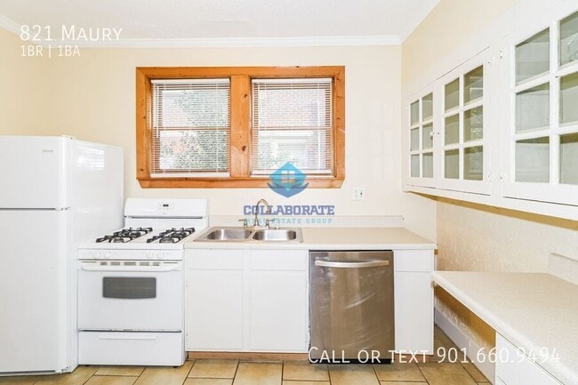 Building Photo - 821 Maury-