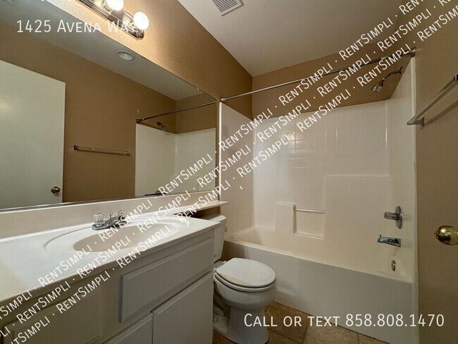 Building Photo - 4 BD 3 BA  San Jacinto Home.