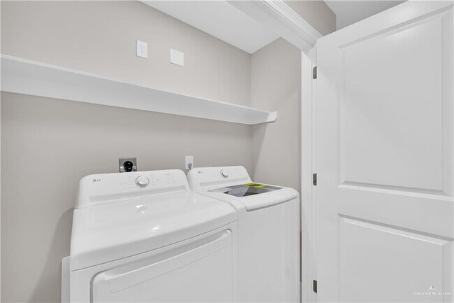 Building Photo - 14 N 23rd St