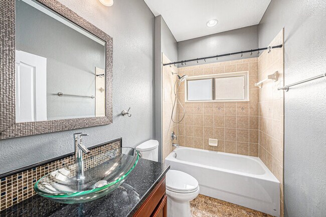Building Photo - 1843 Mira Lago Cir