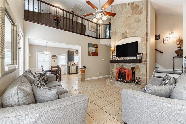 Building Photo - 22439 Highland Point Ln