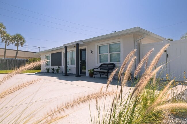 Primary Photo - Vacation Pool home located directly Across...