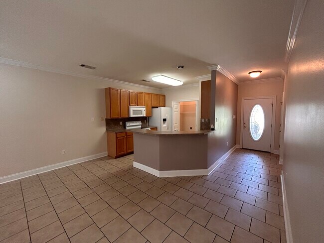 Building Photo - 12341 Pine View Ln
