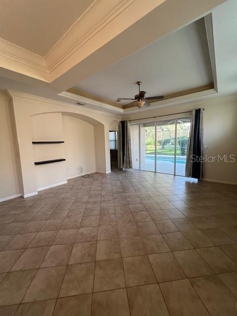 Building Photo - 6517 Tailfeather Way