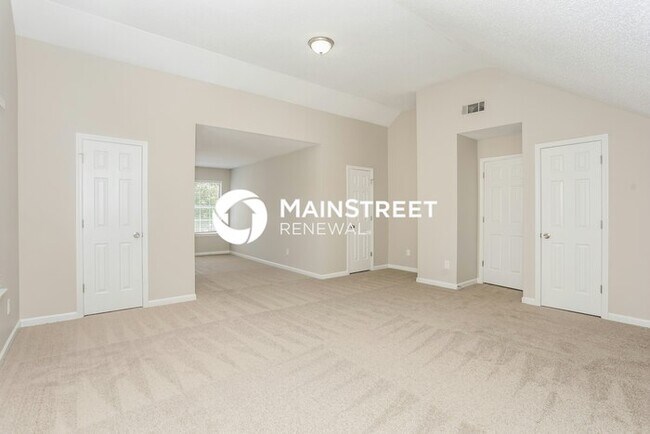 Building Photo - 4 Bedroom Pet-Friendly Home in COVINGTON, ...