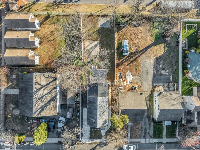 Building Photo - 253 South St