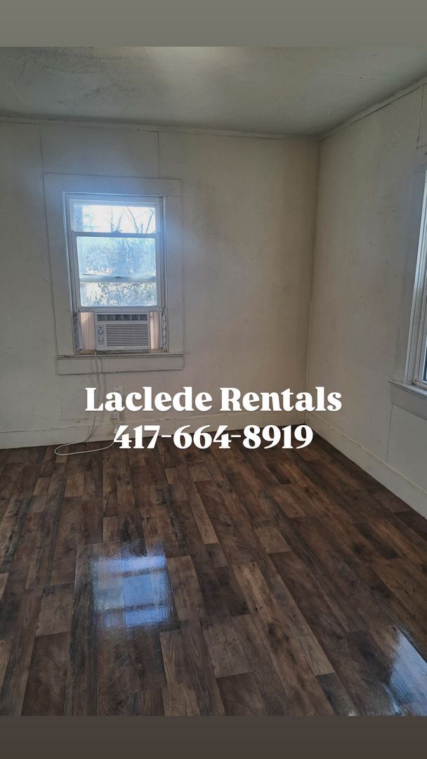 Building Photo - 618 W Marsh