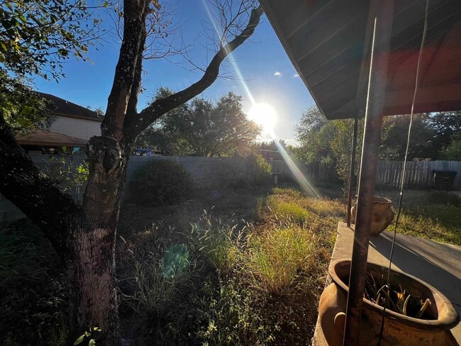 Building Photo - 307 Hancock Ct