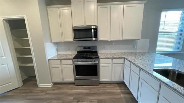 Building Photo - 137 Emma Dr