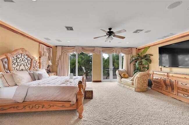 Building Photo - 4200 Coral Hills Dr