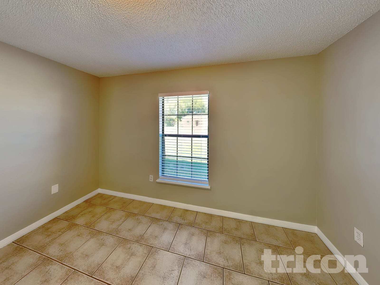 Building Photo - 521 Cloudcroft Dr