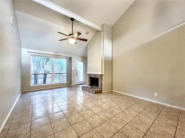 Building Photo - 8305 Greenslope Dr