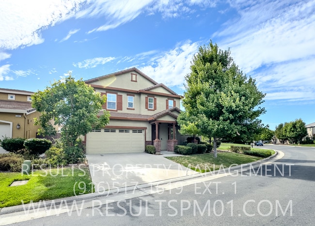 Building Photo - Newly Upgraded West Roseville 4 Bed 3 Bath...