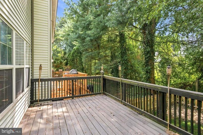 Building Photo - 40 Woodstream Ct
