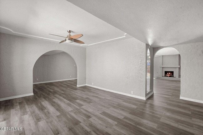 Building Photo - 11200 Warcloud Ave