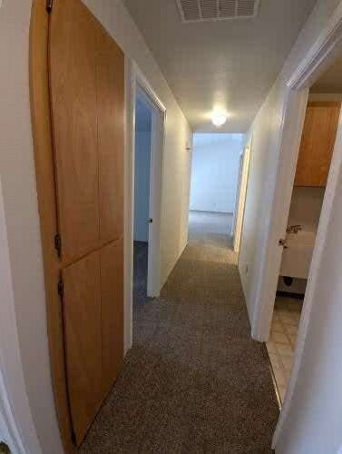 Building Photo - 61862 Avonlea Cir