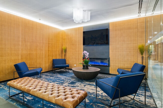 Lobby Photo - ONE333
