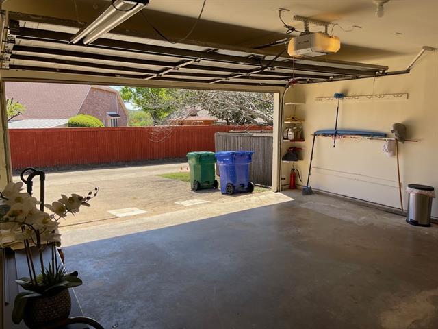 Building Photo - 1520 Mission Ridge Trail