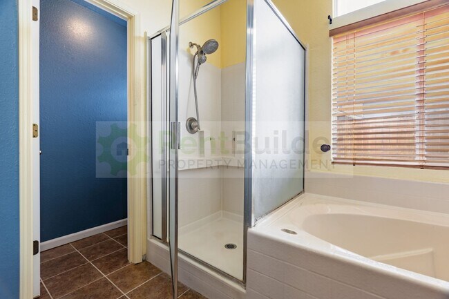 Building Photo - CALL US TODAY AT (505) 892-4400 TO SCHEDULE A CONVENIENT IN-PERSON SHOWING