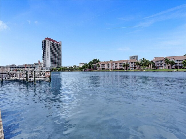 Building Photo - 3800 S Ocean Dr