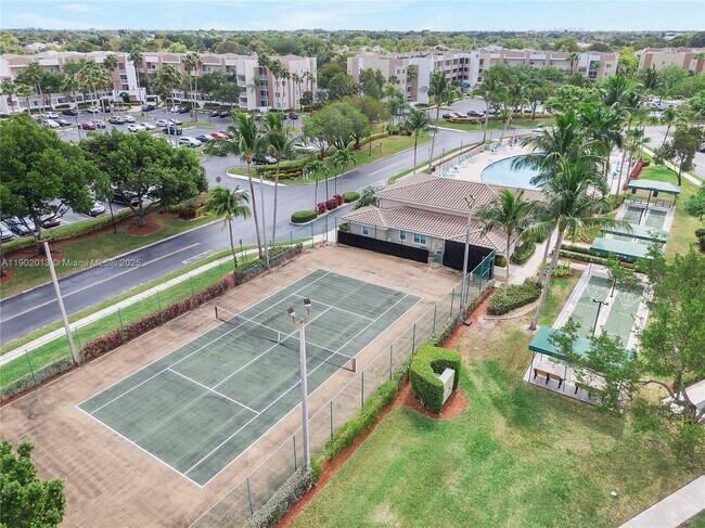 Building Photo - 9599 Weldon Cir